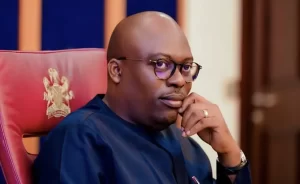 Tension don rise gidigba for Rivers State as lawmakers wey dey follow former governor and current FCT Minister, Nyesom Wike, don resume dia showdown with Governor Siminalayi Fubara. According to reports wey Channels TV and The Punch carry, di lawmakers waka enter Assembly complex with full confidence, signaling say di political wahala between both camps never near ending. Eyewitness tell Vanguard say security tight for di area as pipo dey fear say di clash fit escalate again, especially afta months of back-and-front wey don divide di state government into two strong factions. Dem say di lawmakers loyal to Wike dey push to resume legislative activities, while pipo for Fubara side dey view di move as another attempt to undermine di governor’s authority. As di gbege dey like dis, many Rivers residents don dey worry wetin dis fresh season of political fight go cause for governance, development projects and peace inside di state. For now, all eyes dey on di Assembly and Government House as Rivers prepare for another episode of di never-ending political drama.